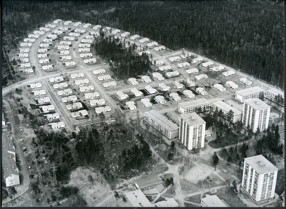 Västerås.
Vy över Östra Malmaberg, 1960.
