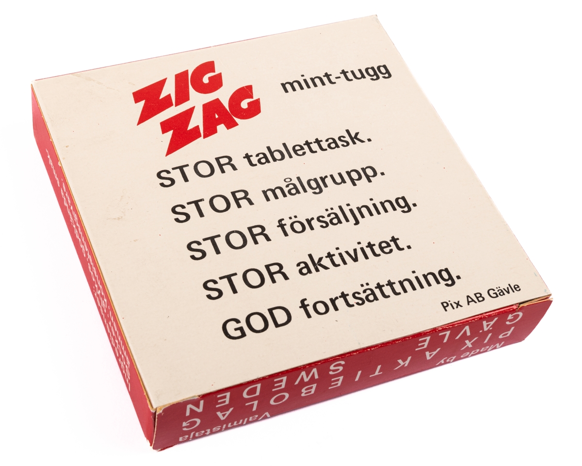 Reklamask i papp, röd och vit, "ZIG ZAG MINT-TUGG".