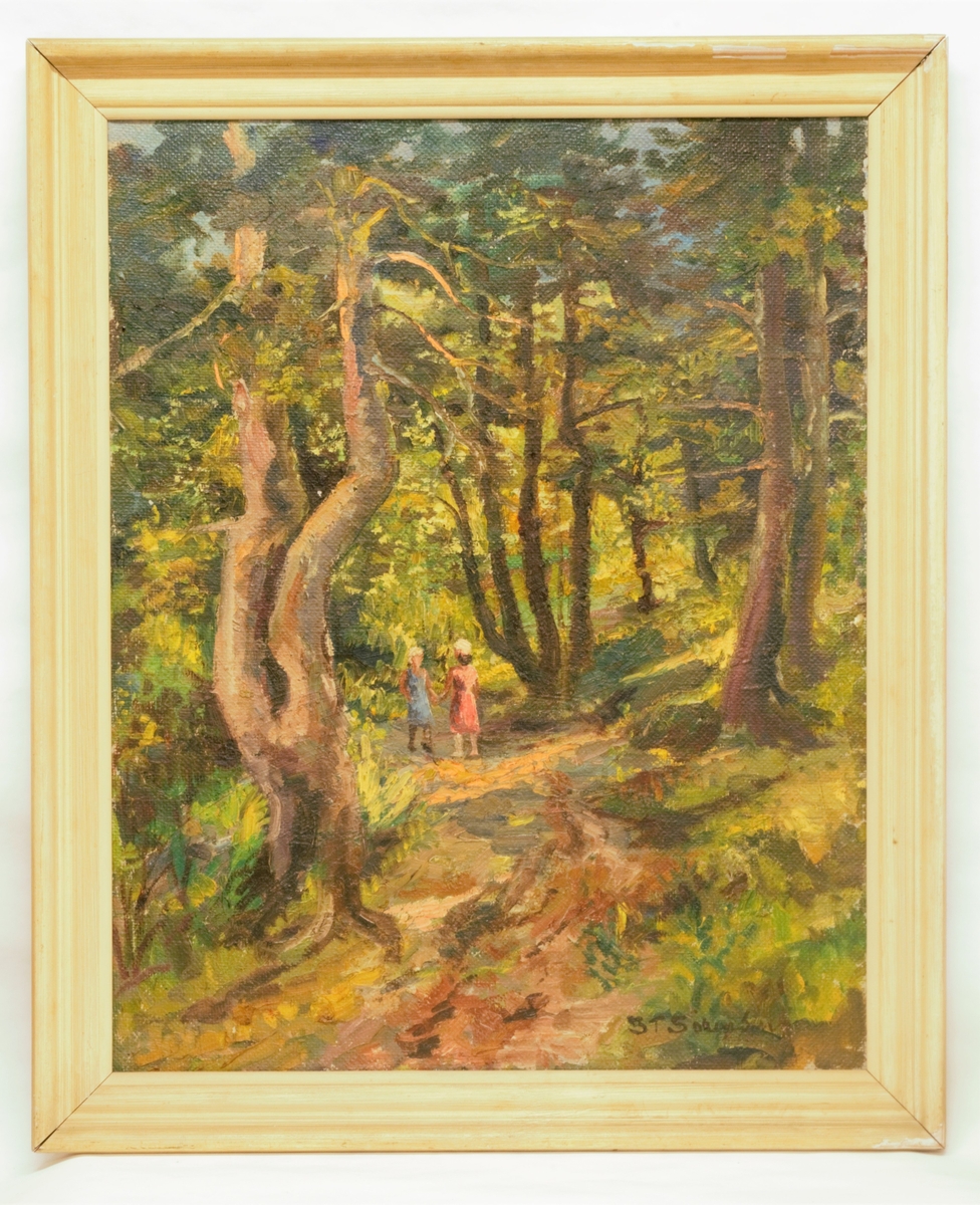 Maleri av en bred sti gjennom en furuskog. På stien står to barn i sommerklær og holder hverandre i hendene.