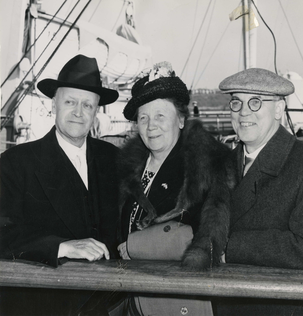Tre passasjerer på et SAL (Den svenske amerikalinje) skip.