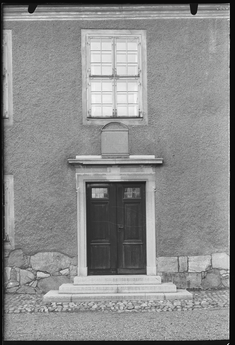 Konsistoriehuset, Västerås. Ingången.
