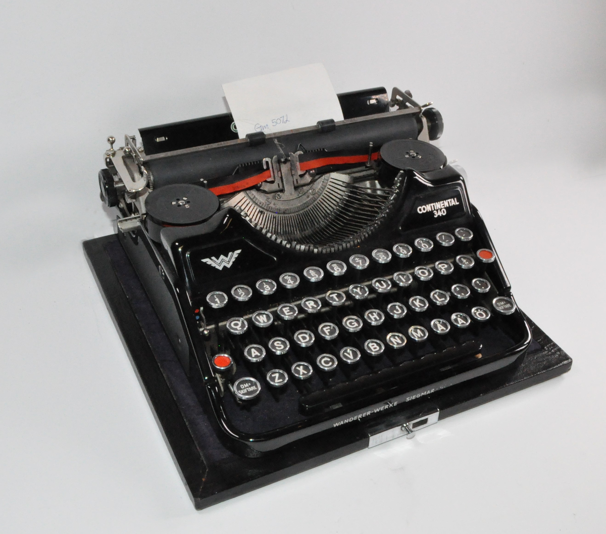 Skrivmaskin av modellen Continental 340