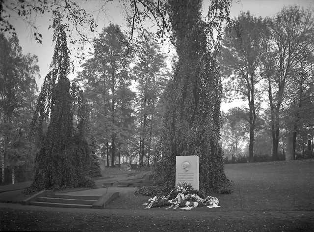 Prot: Oslo Bjørnstj B og Bjørn Bjørnsons grav