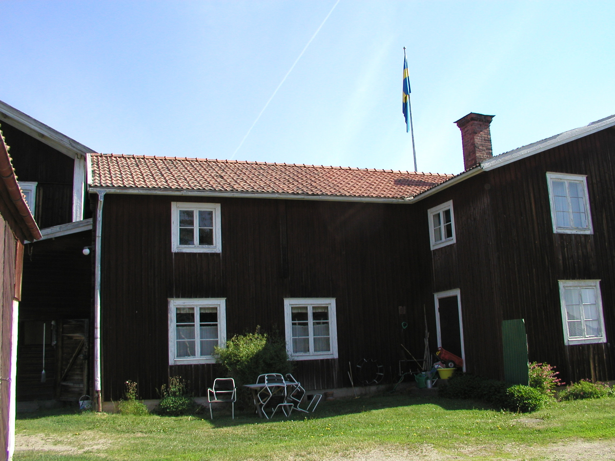 Foto i samband med besiktning av gården Ol-Jons i Bondarv, Järvsö socken.