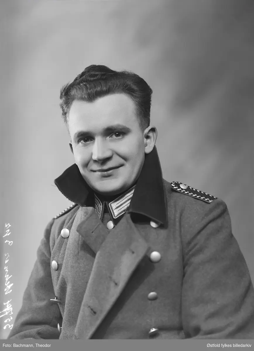 Portrett av tysk soldat i uniform. Navn: Wehner.