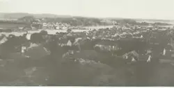 Kristiansand S. Byen sett fra Baneheia ca. 1910.