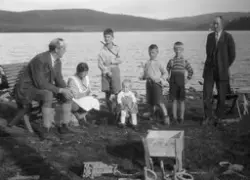 Bakermester Harald Lunde med familie på Sjusjøen