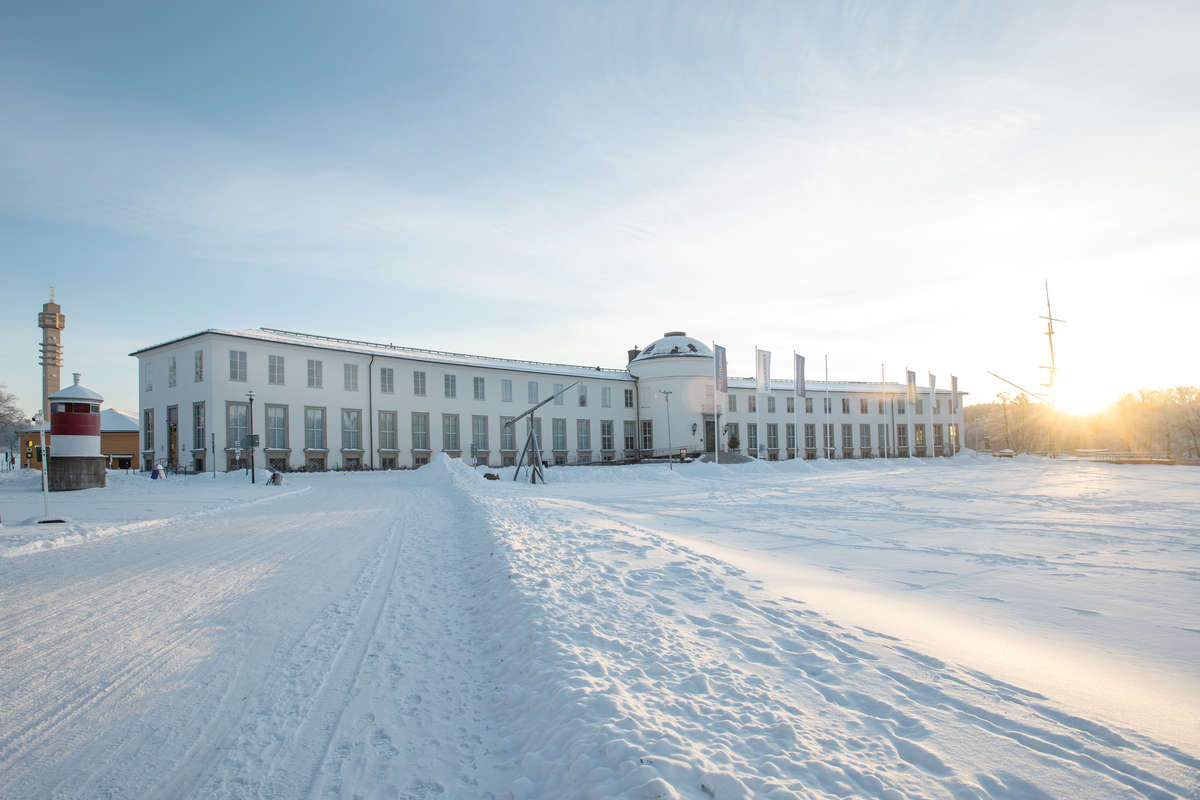 Sjöhistoriska museet i vinterskrud.
