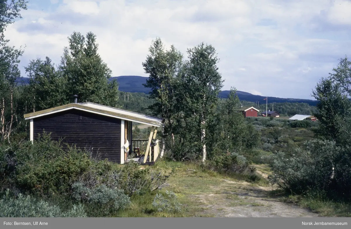 Campinghytte ved Rensolsvollen ved innsjøen Riasten i Holtålen kommune