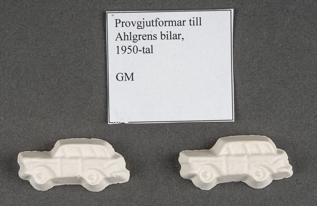 Provgjutningsformar, 2 stycken, till Ahlgrens bilar. Från 1950-talet.