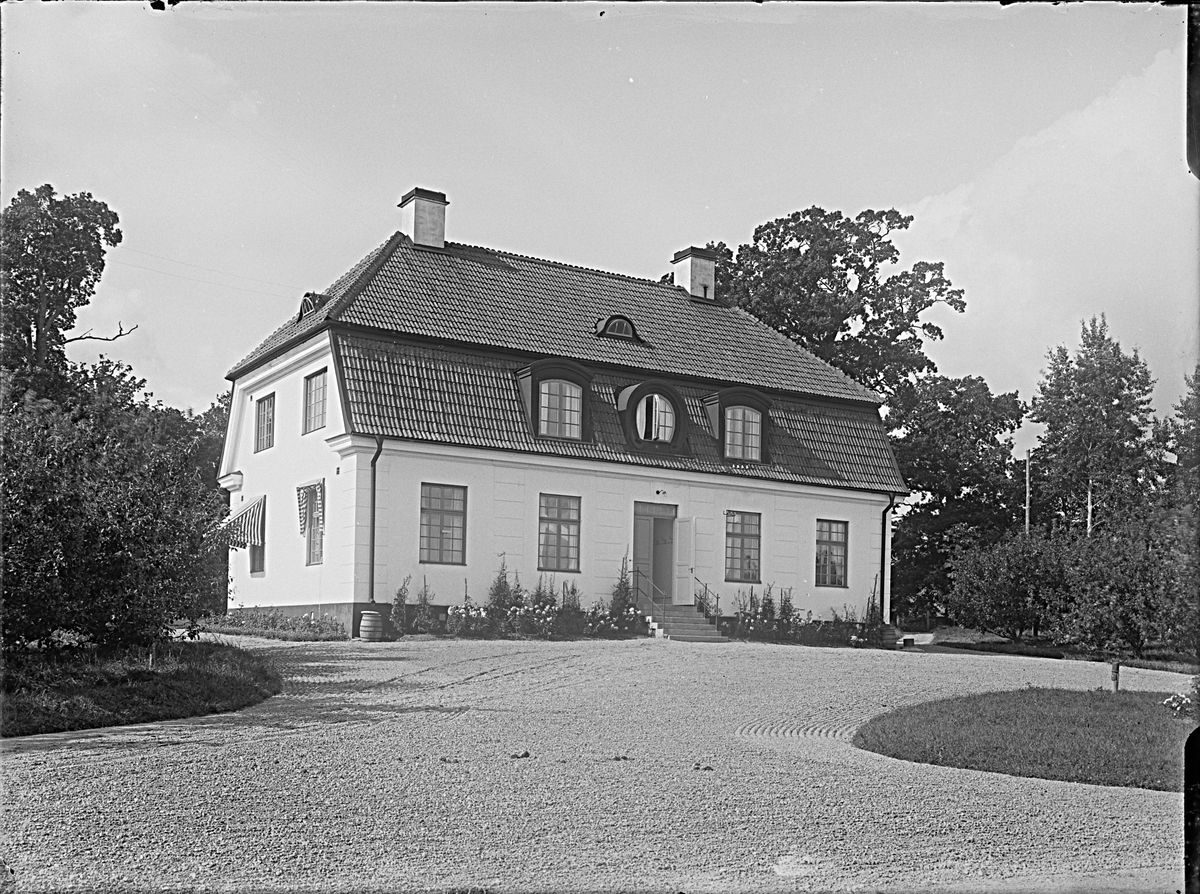 Villan vid  Strömsvik, Rytterne.

