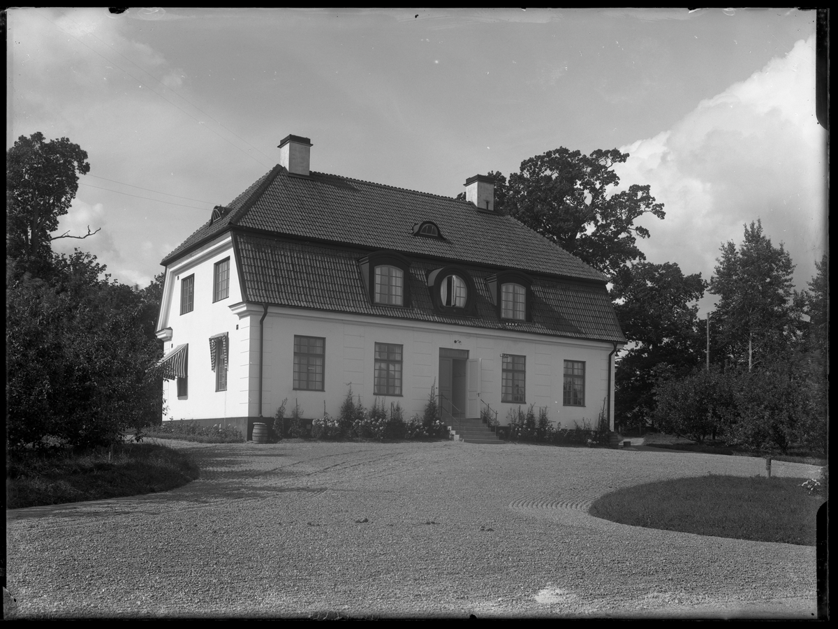 Villan vid  Strömsvik, Rytterne.

