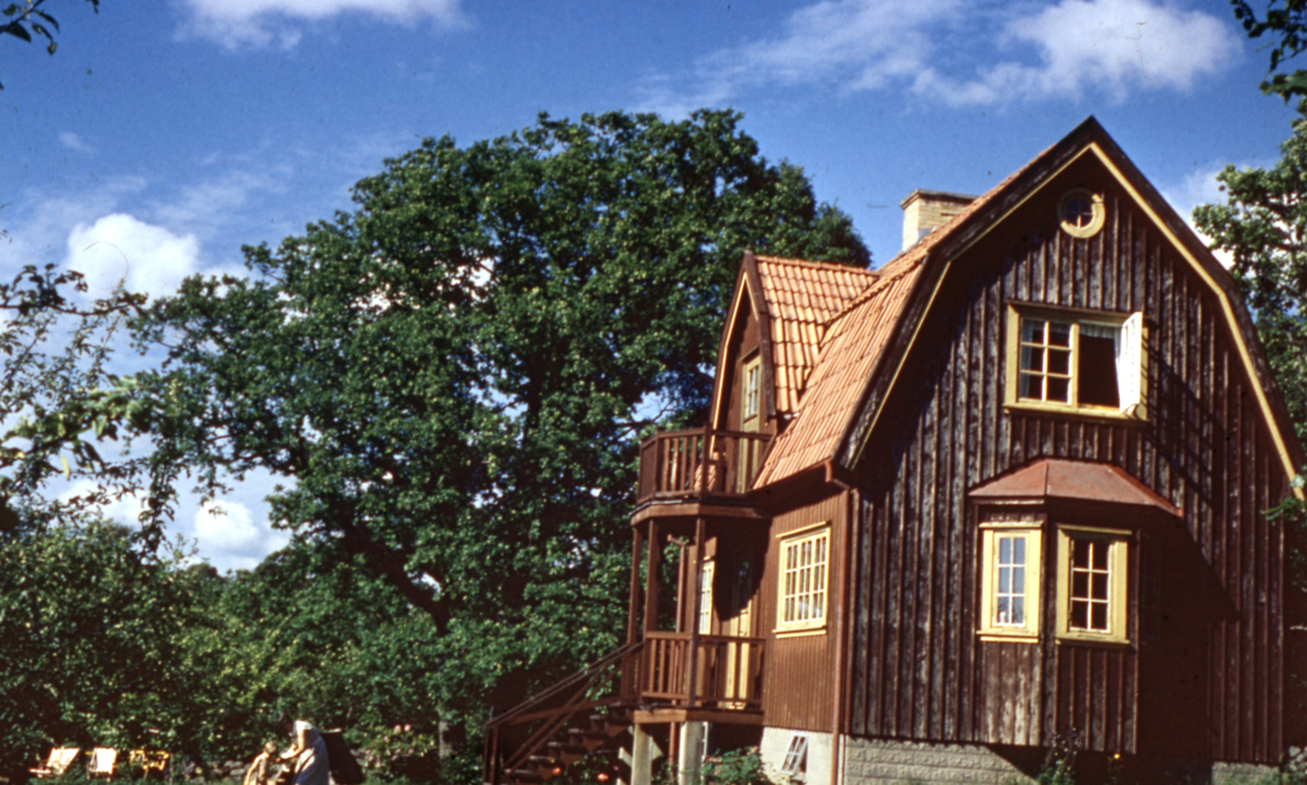 "Klingvalls" sommarstuga, Högen okänt årtal.
Det finns en ljudfil om huset av Helge Fredriksson.