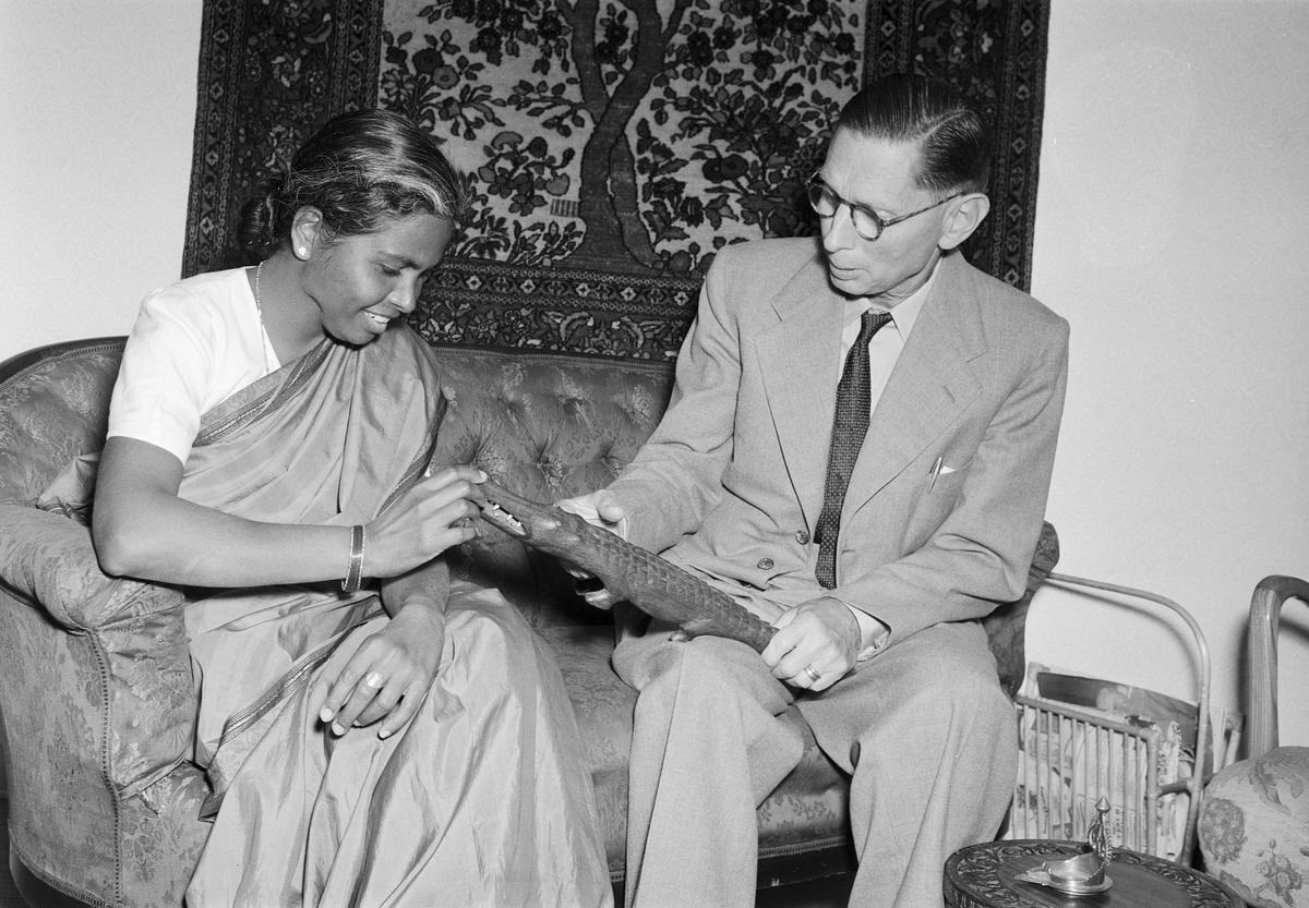 Doktor Ysander med indisk kvinna, Uppsala 1951