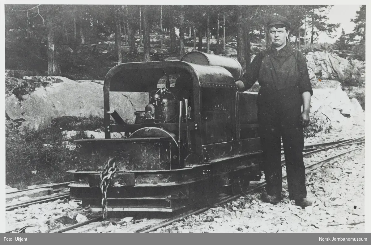 Bensinlokomotiv trolig benyttet under jernbaneanlegget på Rjukan