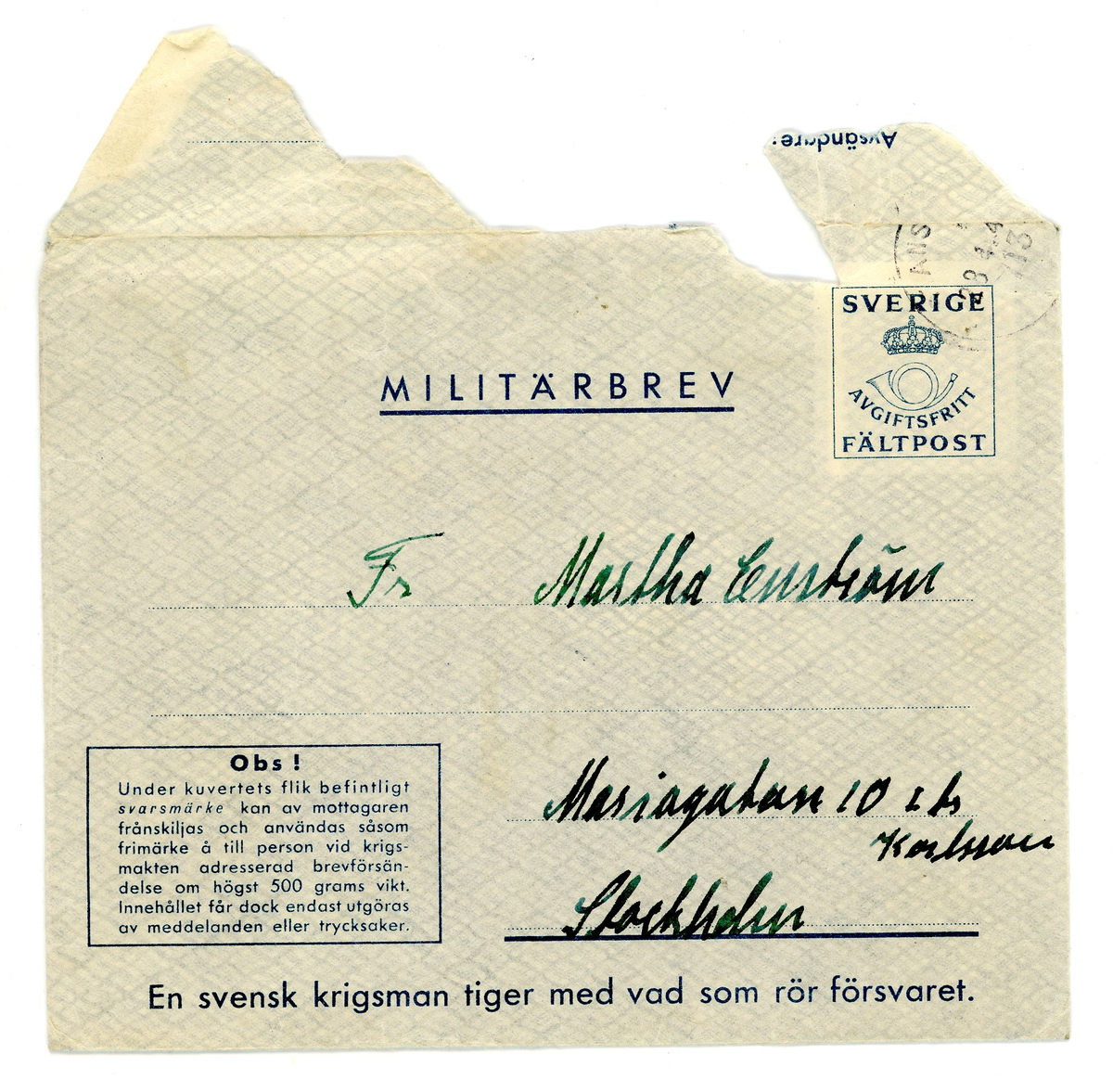 Militärbrev skickat från värnpliktige Lasse Larsson till Martha Enström (senare gifta). 

Ett kuvert. 1 ark.

Svarsmärke borttaget.