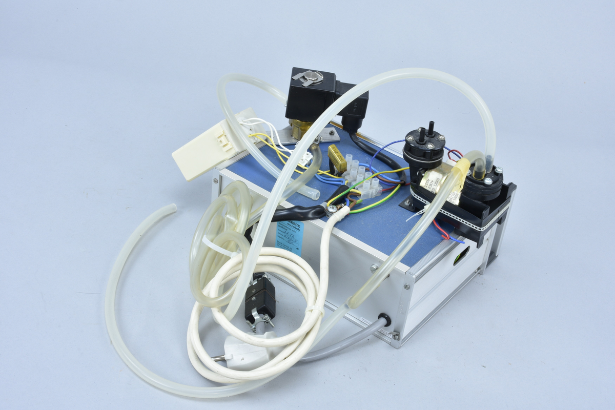 Kontrollenhet JPM CO2-control module, för mätning och dosering av koldioxid från gasflaska.