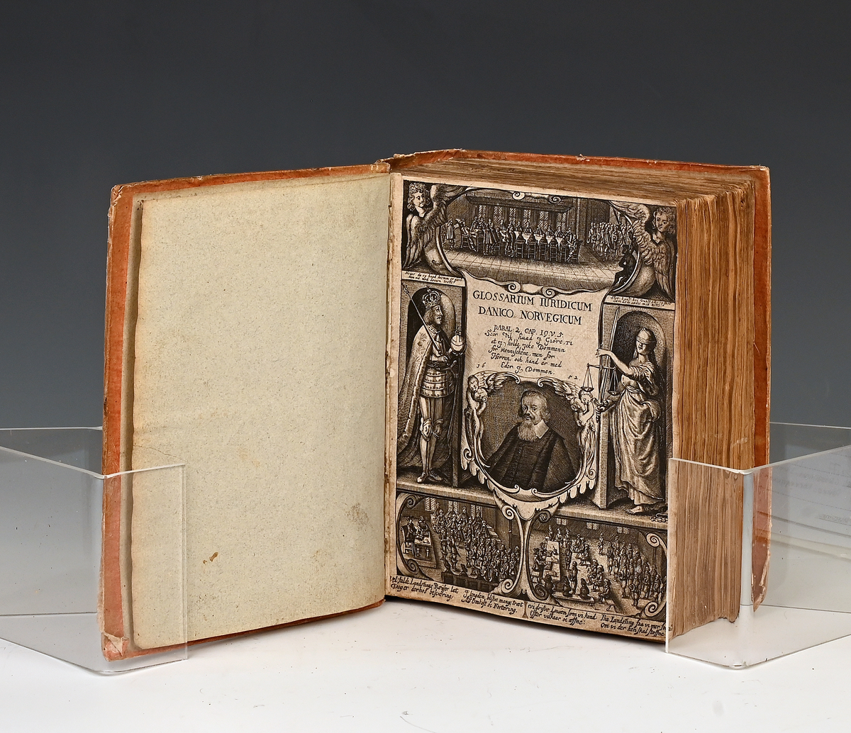 Prot: Samling bøker, juridiske, kjøpt efter en lensmand. f) Glossarium Juridicum av Christen Osterssøn Weylle. Kjøbenhavn 1652.