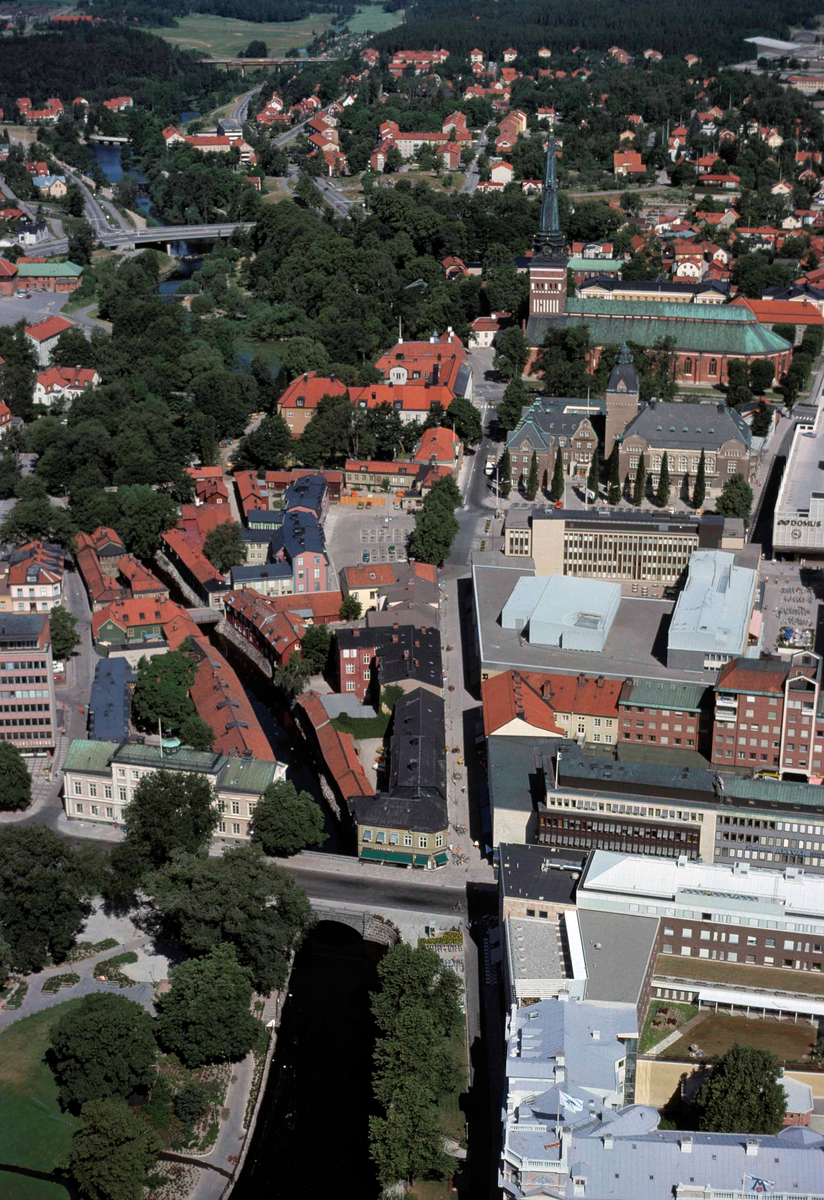 Stora Westmannia, Stadshotellet, Domkyrkan.