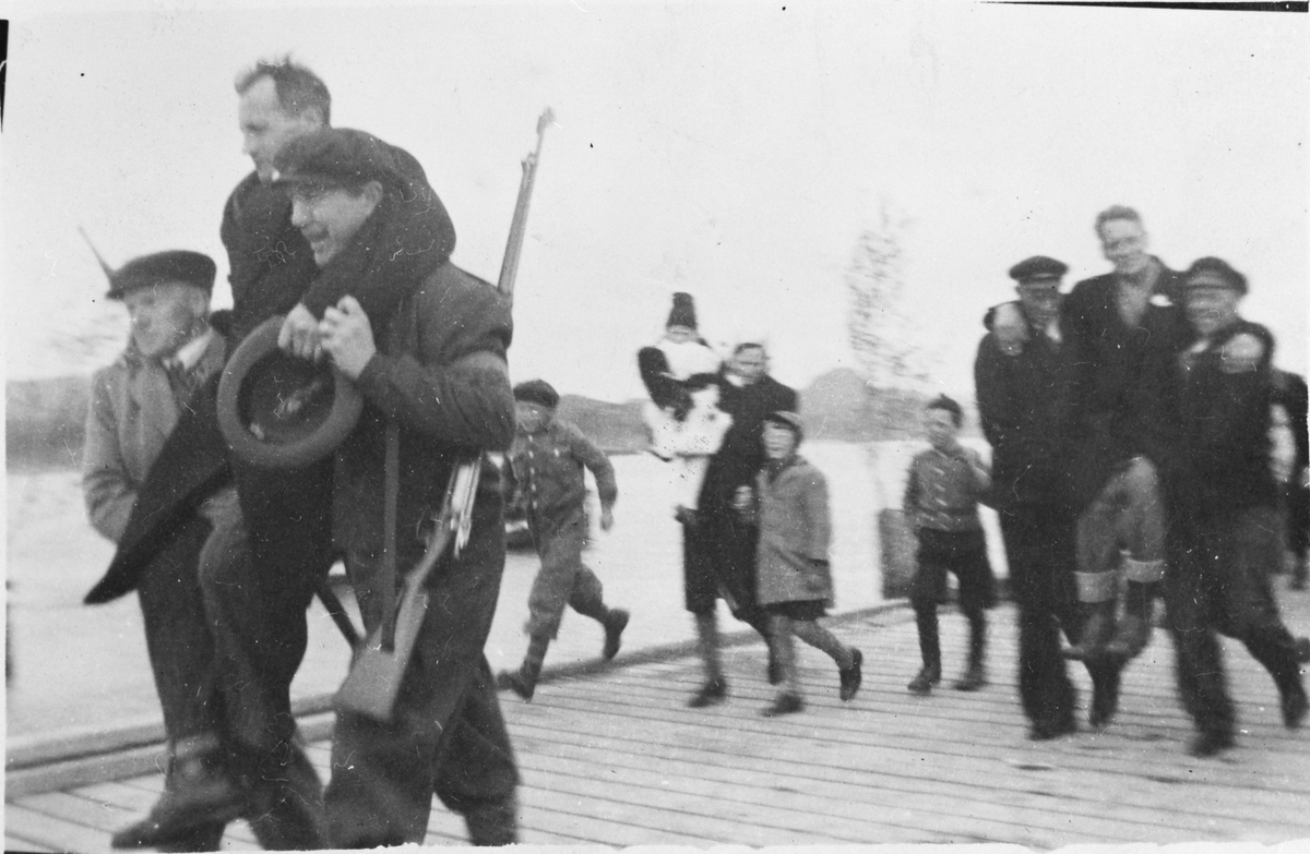 Grinifanger tas i mot 13. mai 1945, Ørlandet