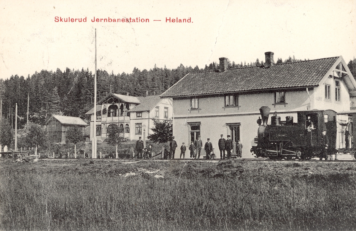 Skulerud stasjon med tog retning Sørumsand, trukket av lok 2 Eidsverket (senere Urskog),