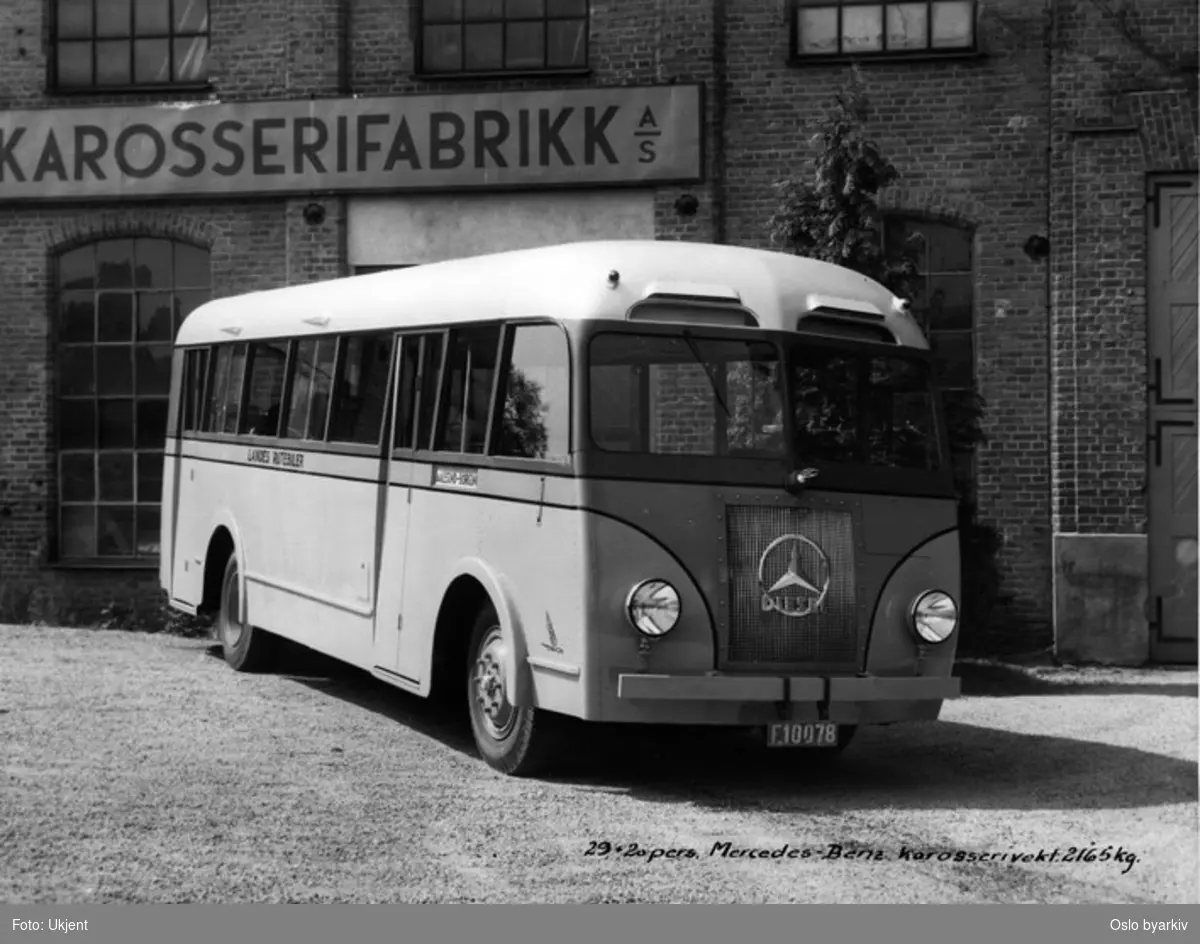 29 + 20 pers. Mercedes Benz. Karosserivekt: 2165 kg. - Oslo byarkiv ...