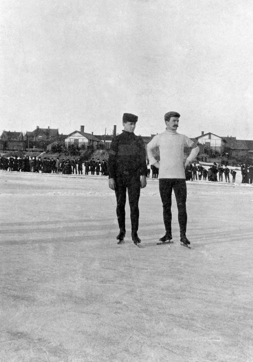 Hamar, Veslemjøsa, norgesmesterskap på skøyter 1907, NM 1907, brødrene Oscar Mathisen og Sigurd Mathisen, Oscar ble norgesmester, 
