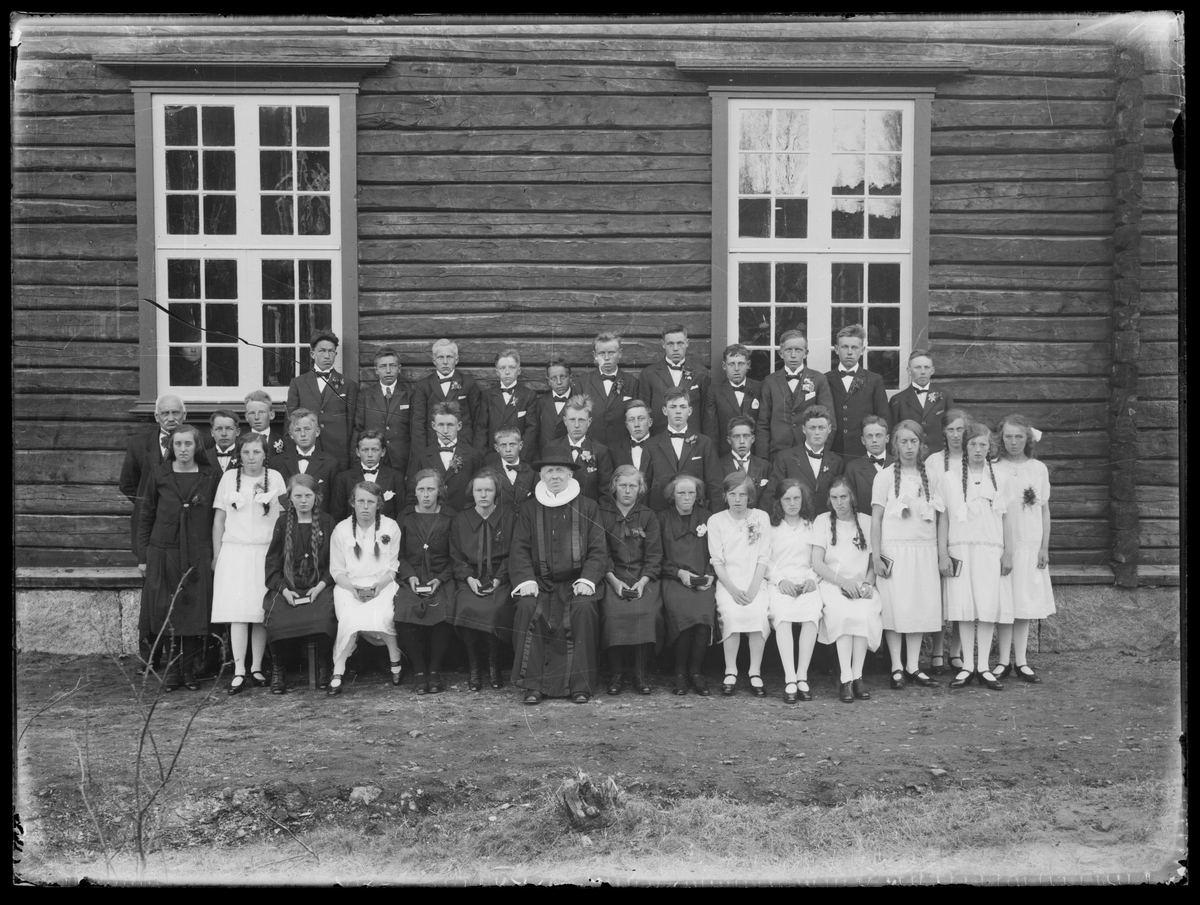 Konfirmanter på Glåmos, 1927