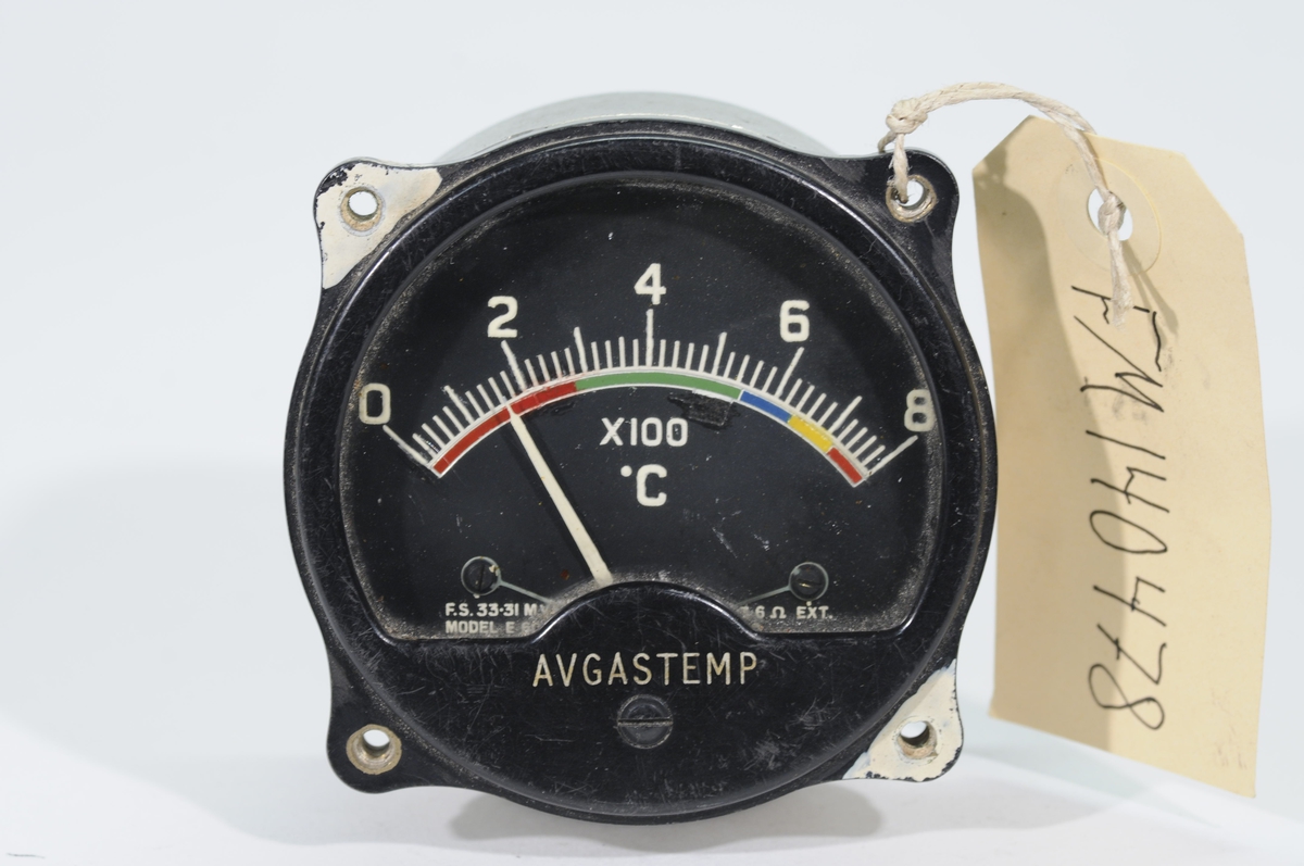 Avgastempraturindikatorn Model E 602, är graderad från 0 - 8 X 100 