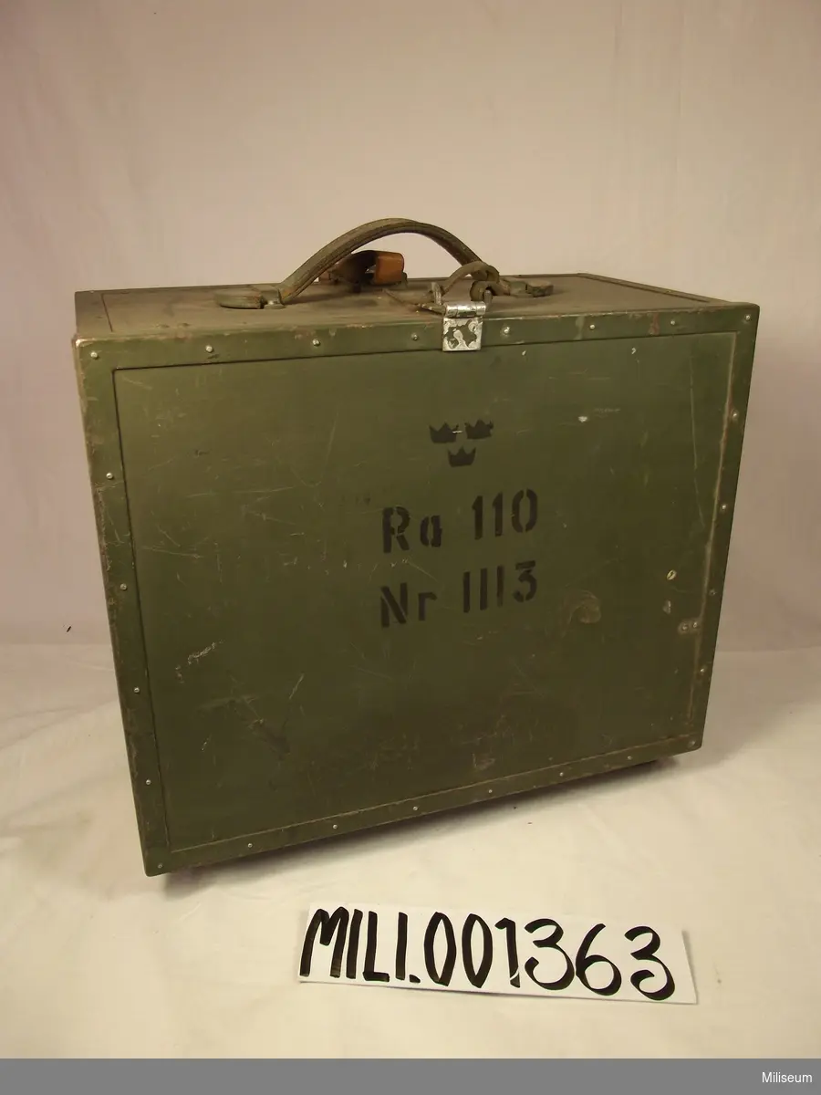 Radiostation m/1942
1,5 watts bärbar.