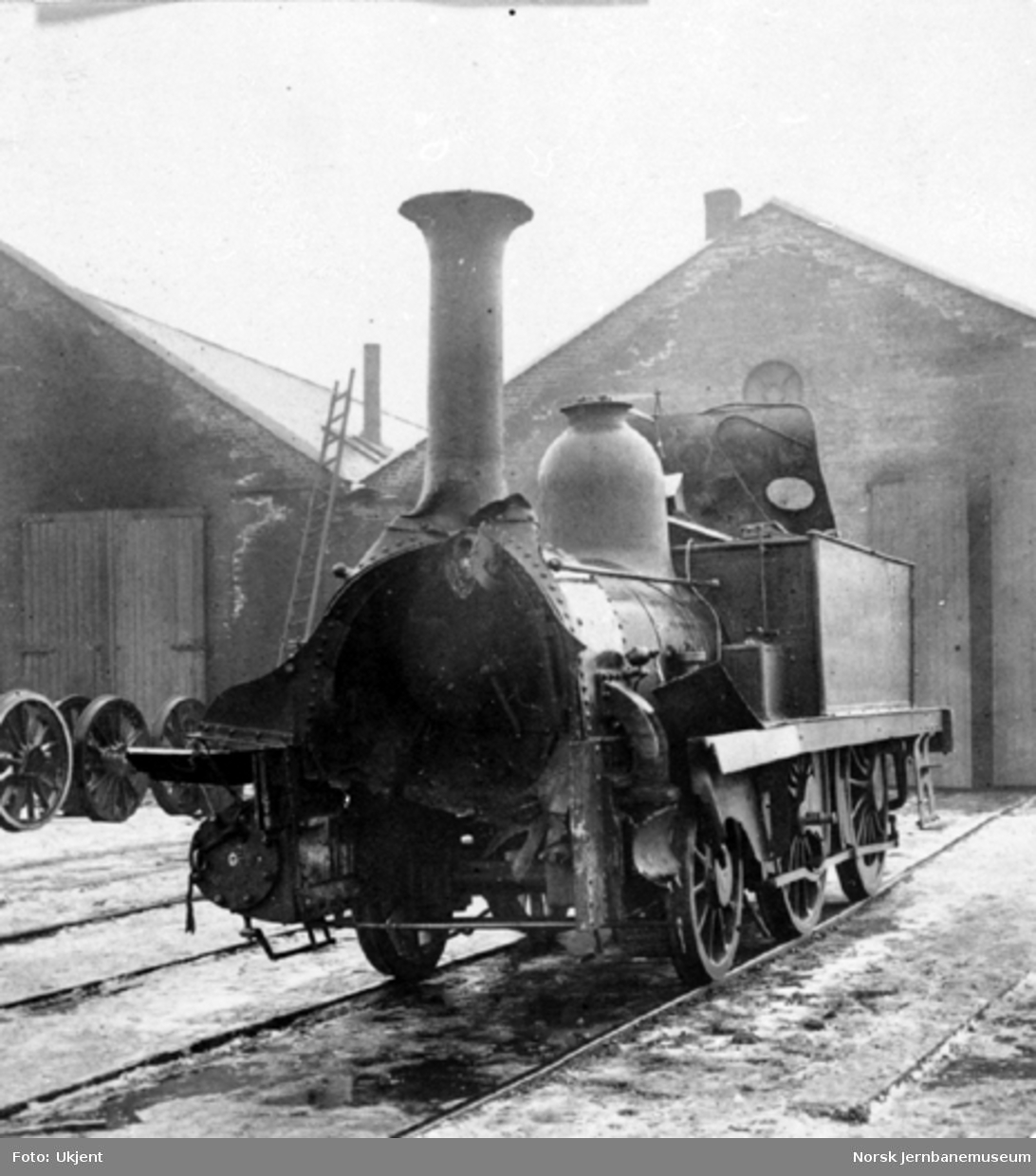 Skadet damplokomotiv nr. 14 etter togsammenstøtet ved Åbogen 4. mars 1873