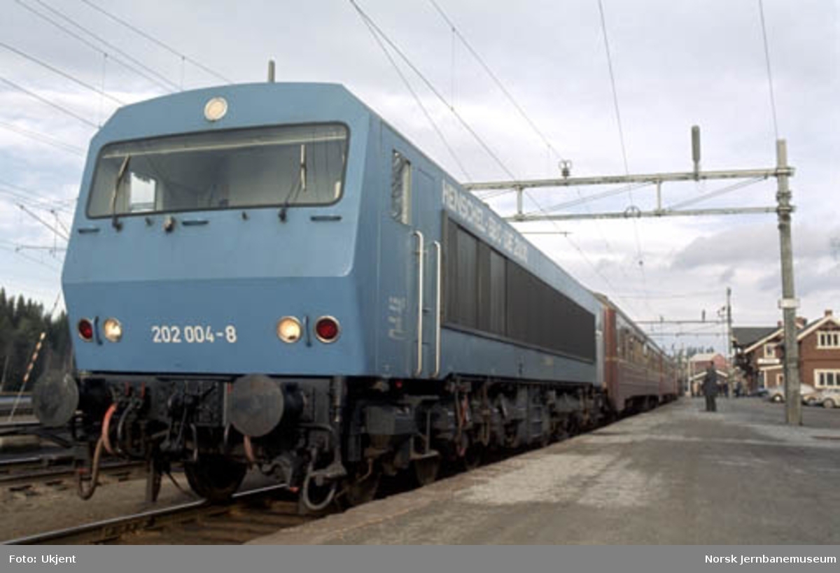 Tysk demonstrasjons diesellokomotiv fra Henschel-BBC - nr. 202 004-8