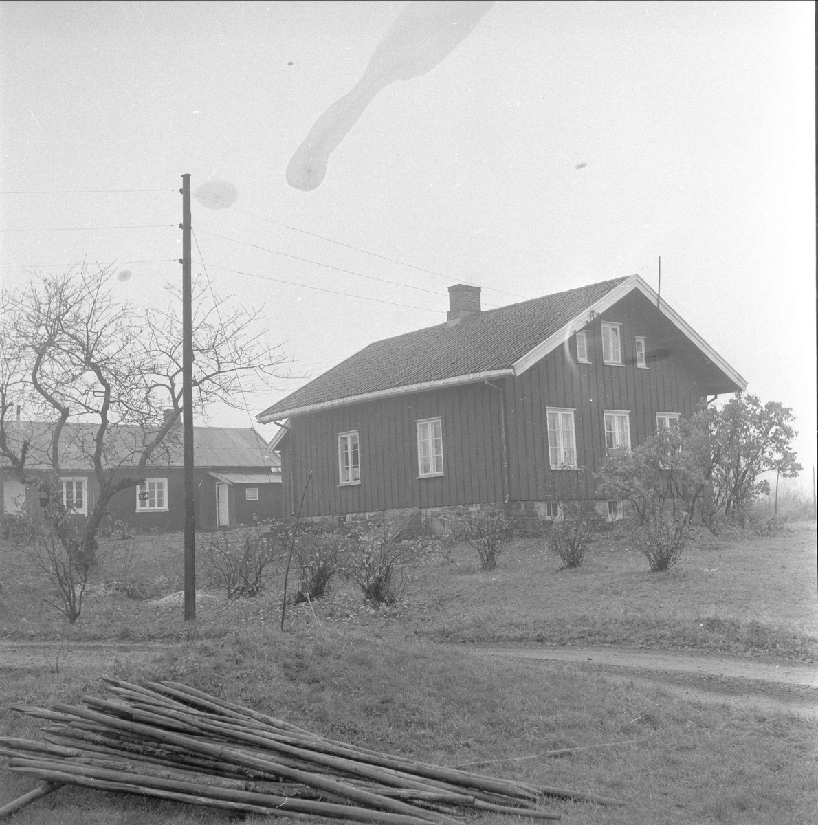  Øvre Rustan, Bærum, 08.11.1958. Bolig med hage.