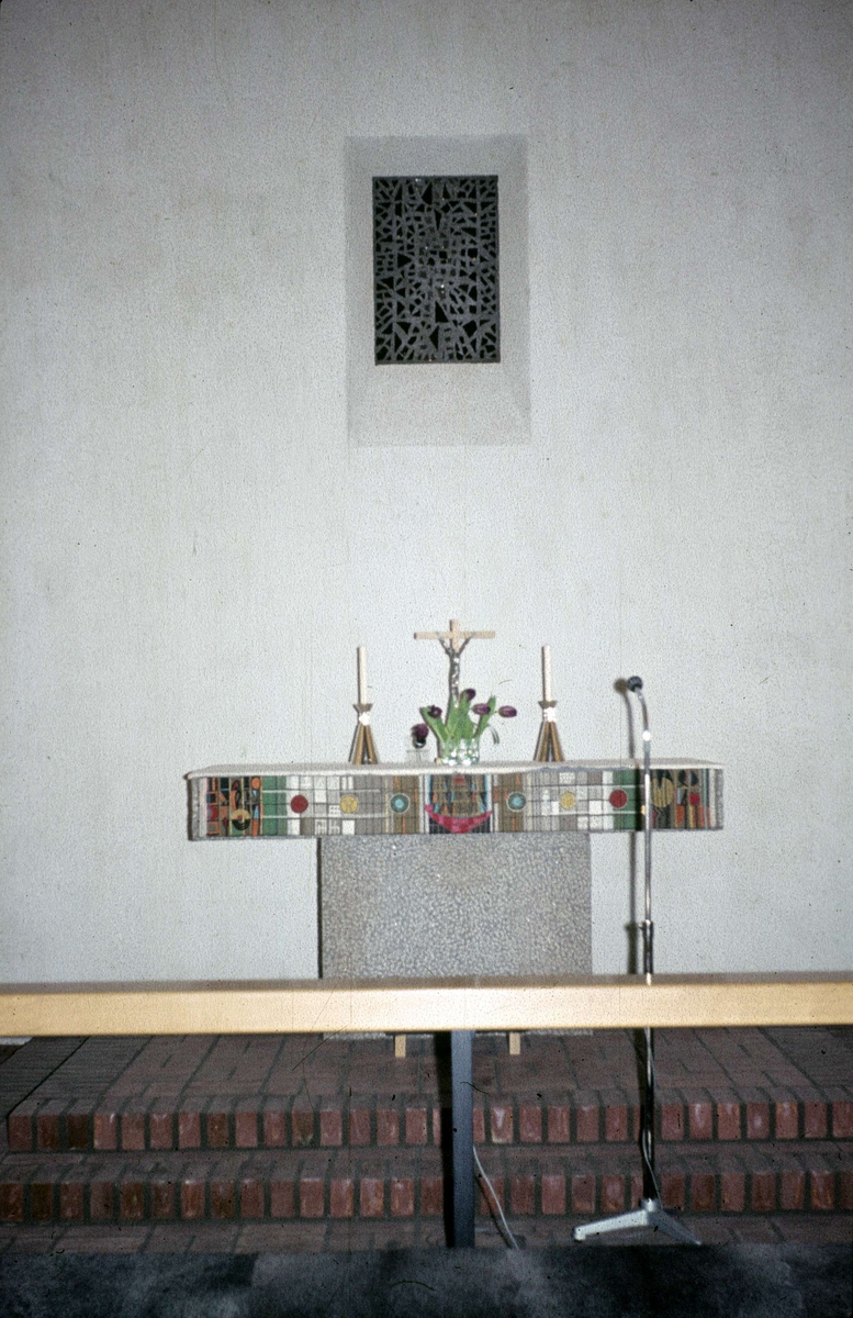 Interiör i Eriksbergskyrkan, Norbyvägen, Eriksberg, Uppsala 1964