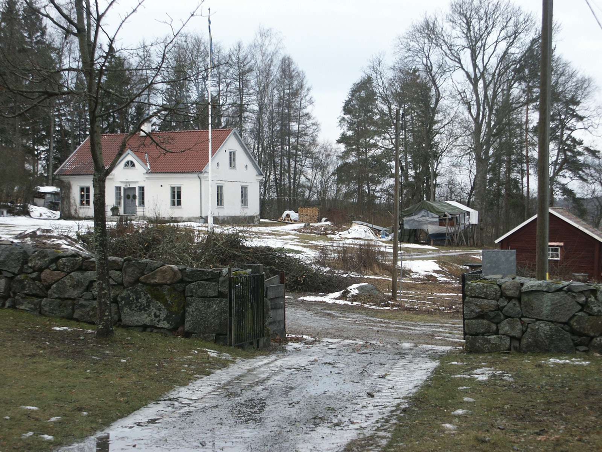 F d skola vid Giresta kyrka, Giresta socken, Uppland 2003