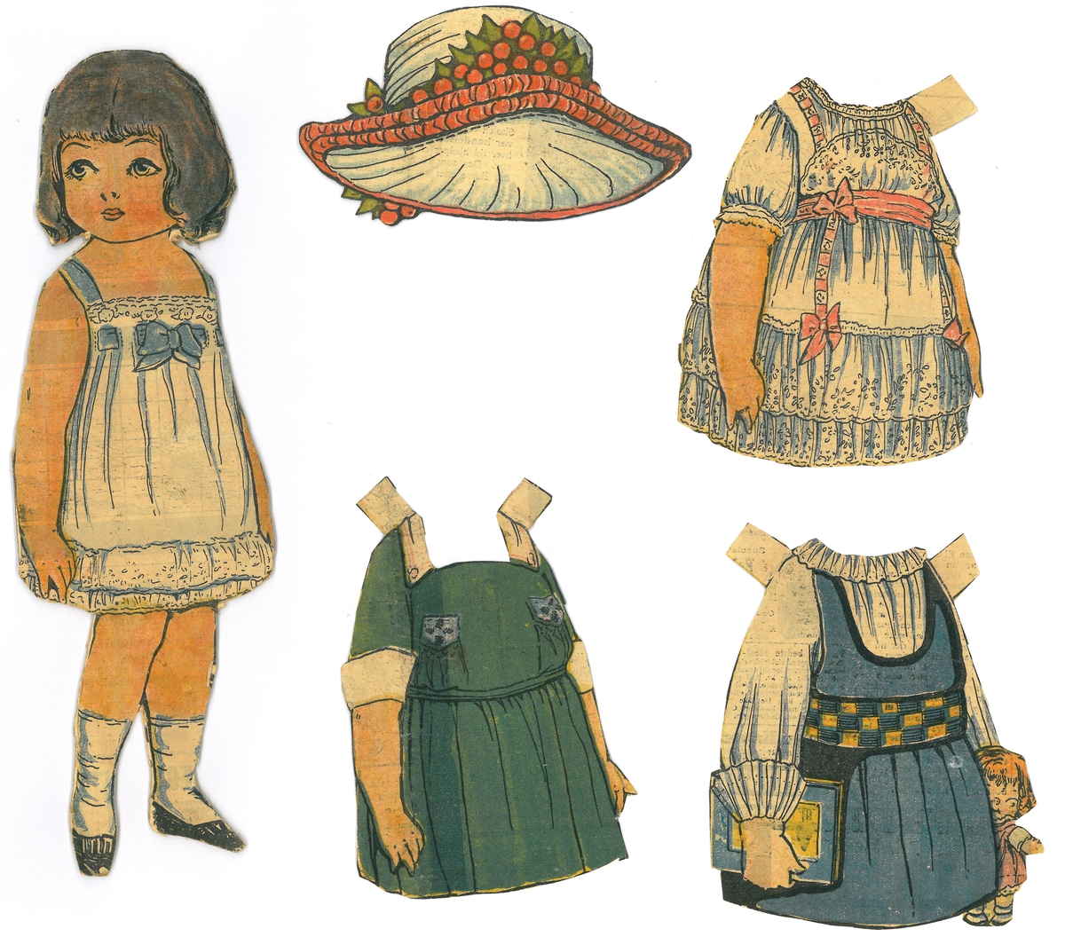 Papirdukke med klær som er klipt ut frå avis/magasin. Dukken er montert på papp.

A- dukke, jente med mørkt hår, 23,5 x 7,5 cm
B- grøn kjole, 11 x 7 cm
C- blå selekjole med kvit bluse, 11 x 9 cm
D- blondekjole, blå og kvit med rosa bånd, 11 x 8 cm
E- hatt med røde bær, 6 x 11 cm