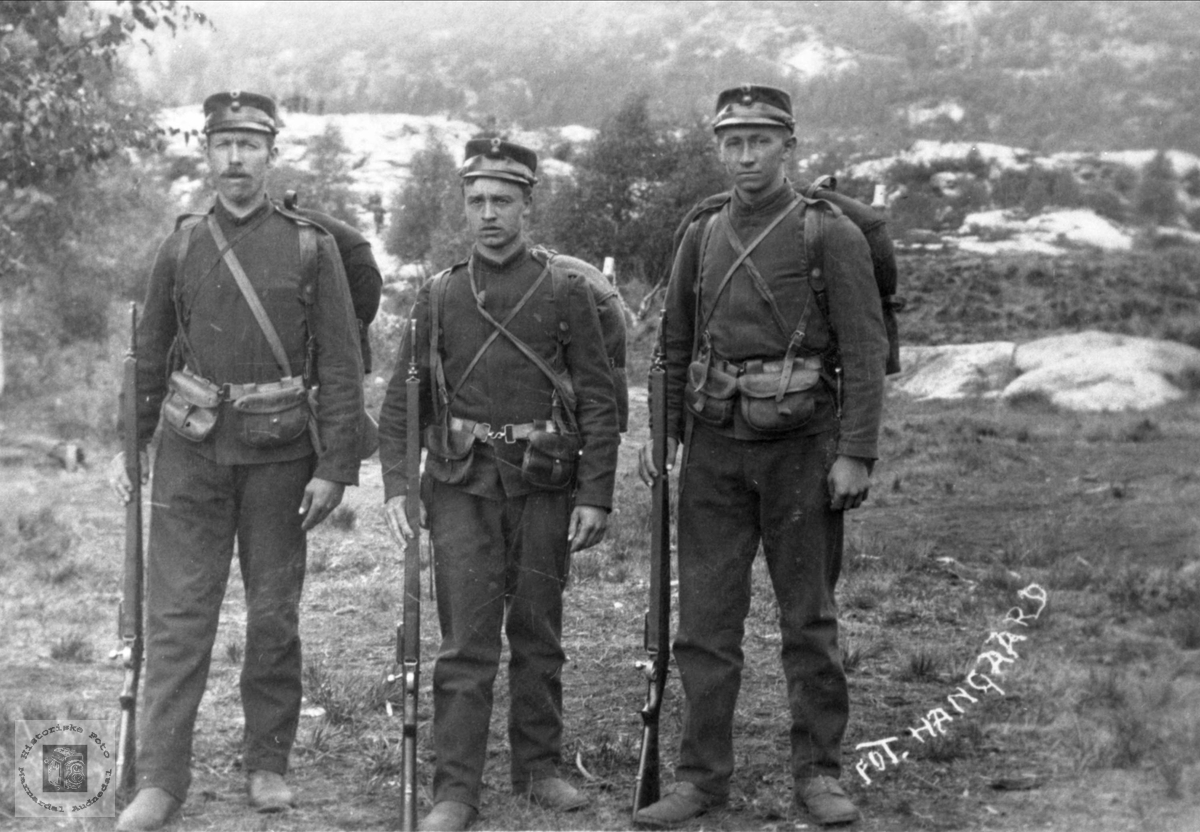 Soldater fra Øyslebø området. Marnardal.