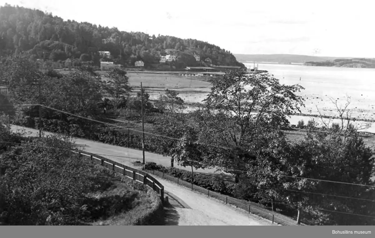 Ljungskile. Utsikt från Järnvägsstationen.