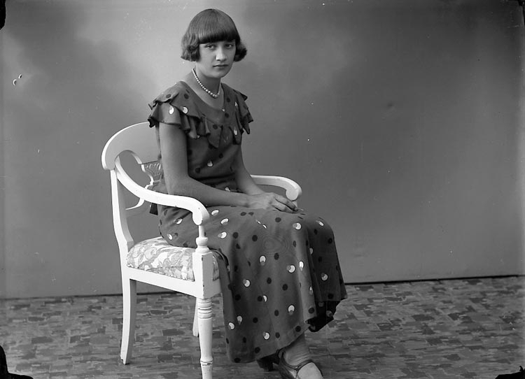 Enligt fotografens journal nr 6 1930-1943: "Pettersson, Margit Jordhammar, Ödsmål".