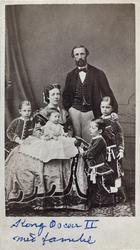Kong Oscar II med familie.