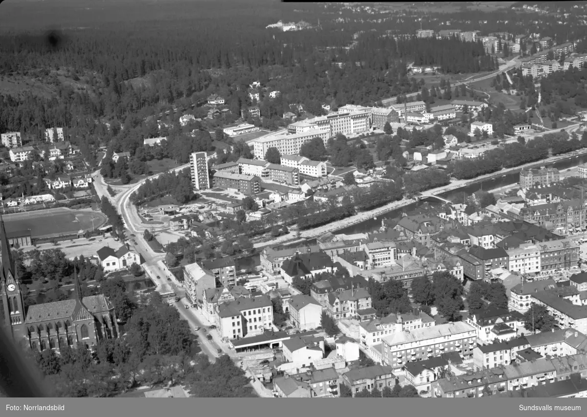 Flygfoton över gamla Norrmalm och gamla lasarettet.