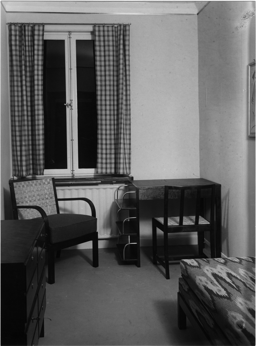 Stockholmsutställningen 1930
Hall 35, HSB:s utställning: lägenhet 5, sovrum.