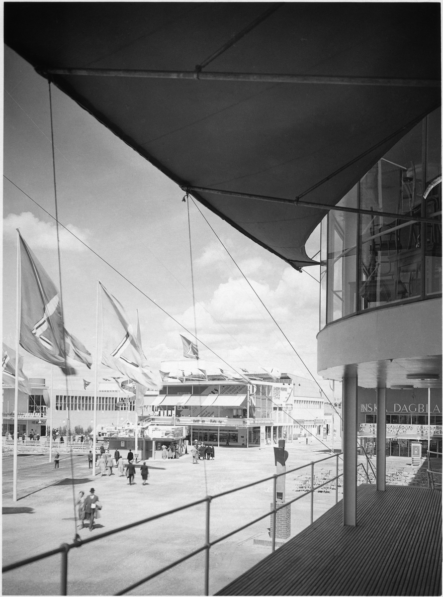 Stockholmsutställningen 1930
Festplatsen från huvudrestaurangen