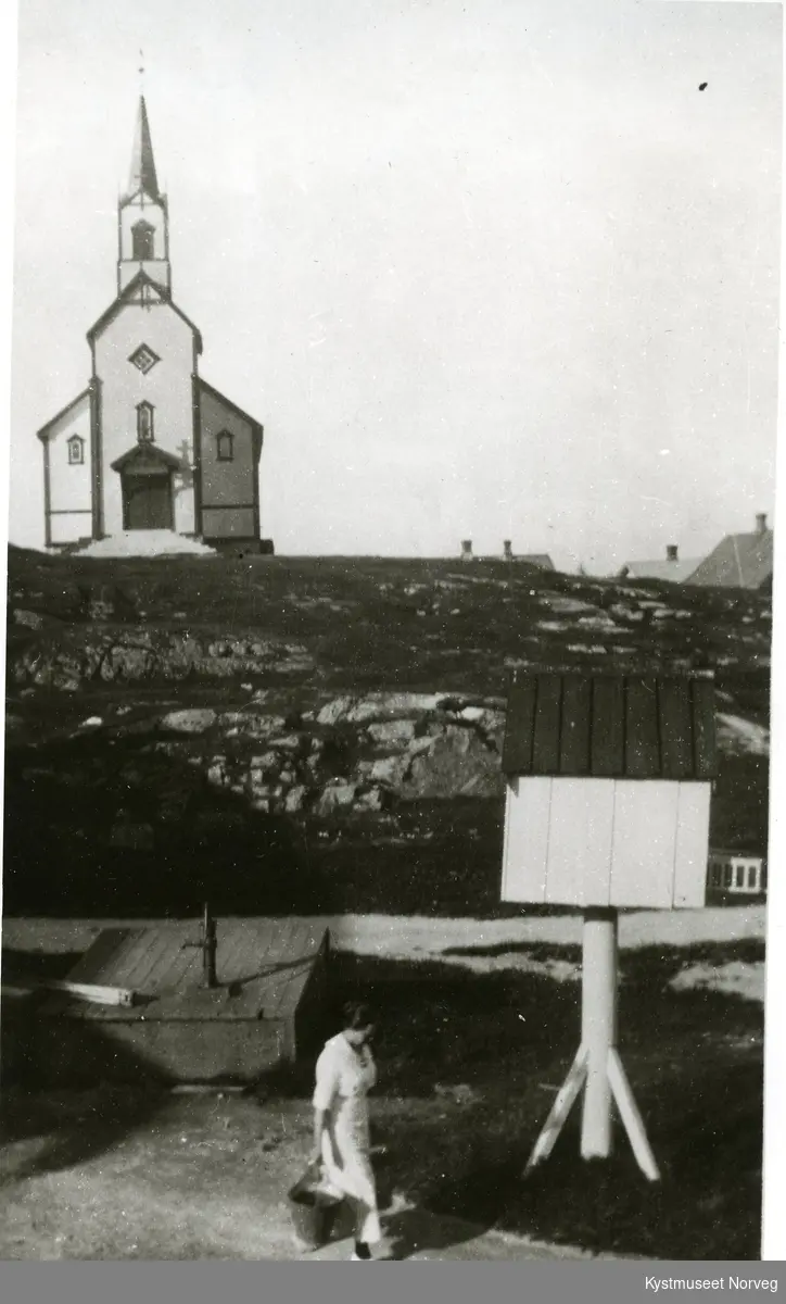 Rørvik, kapellet og en del av Berggårdstunet