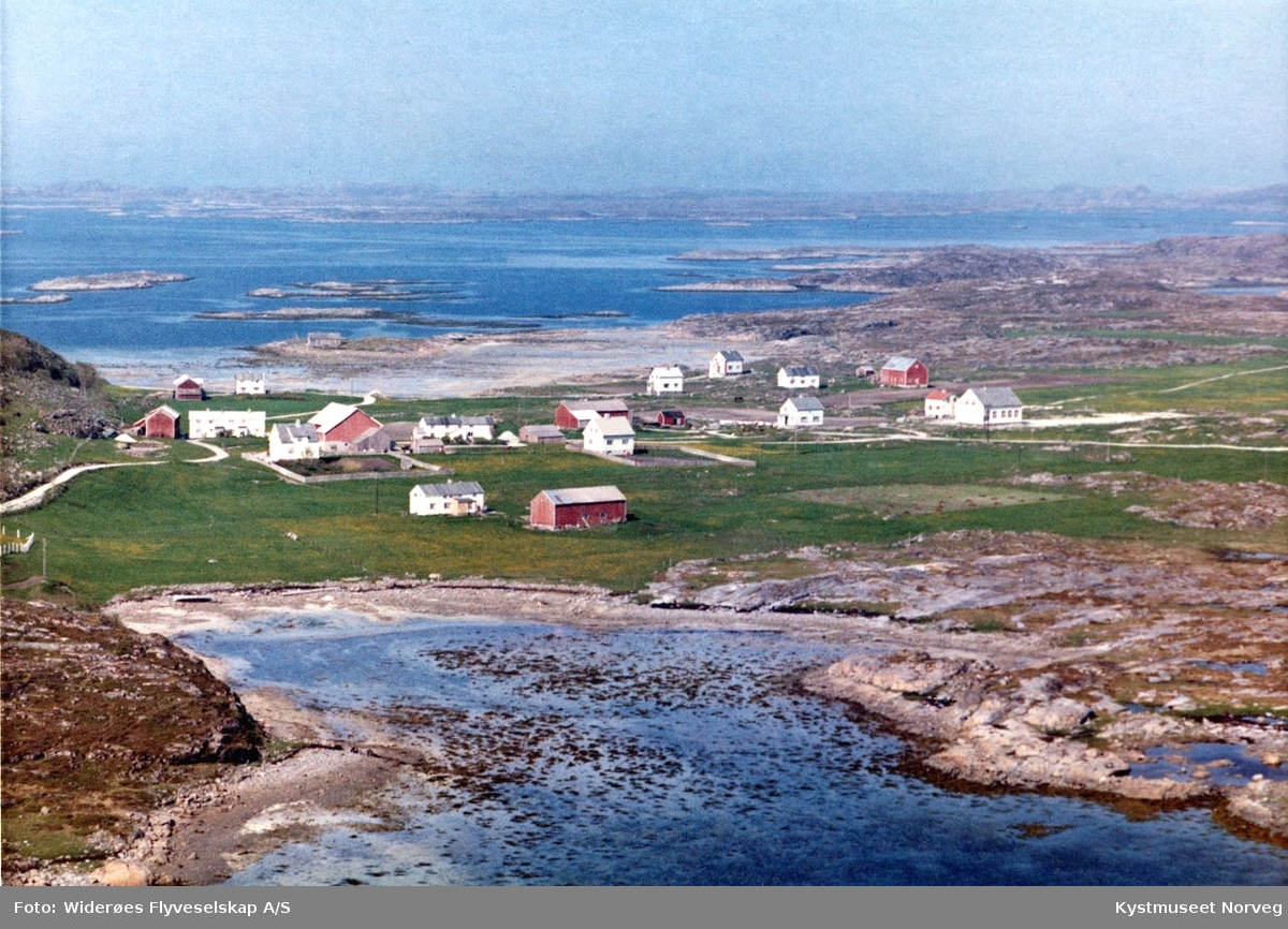 Flyfoto fra Valøya i Vikna kommune