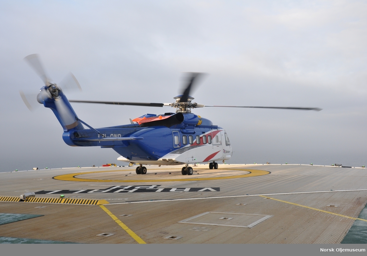 Helikopter av typen Sikorsky S-92A har akkurat landet på helikopterdekket på valhall PH.