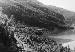 Jernbaneanlegget Mosjøen-Mo i Rana : parti fra Selhornvik se