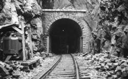 Jernbaneanlegget Mosjøen-Mo i Rana : Finnkleiva tunnel, ferd