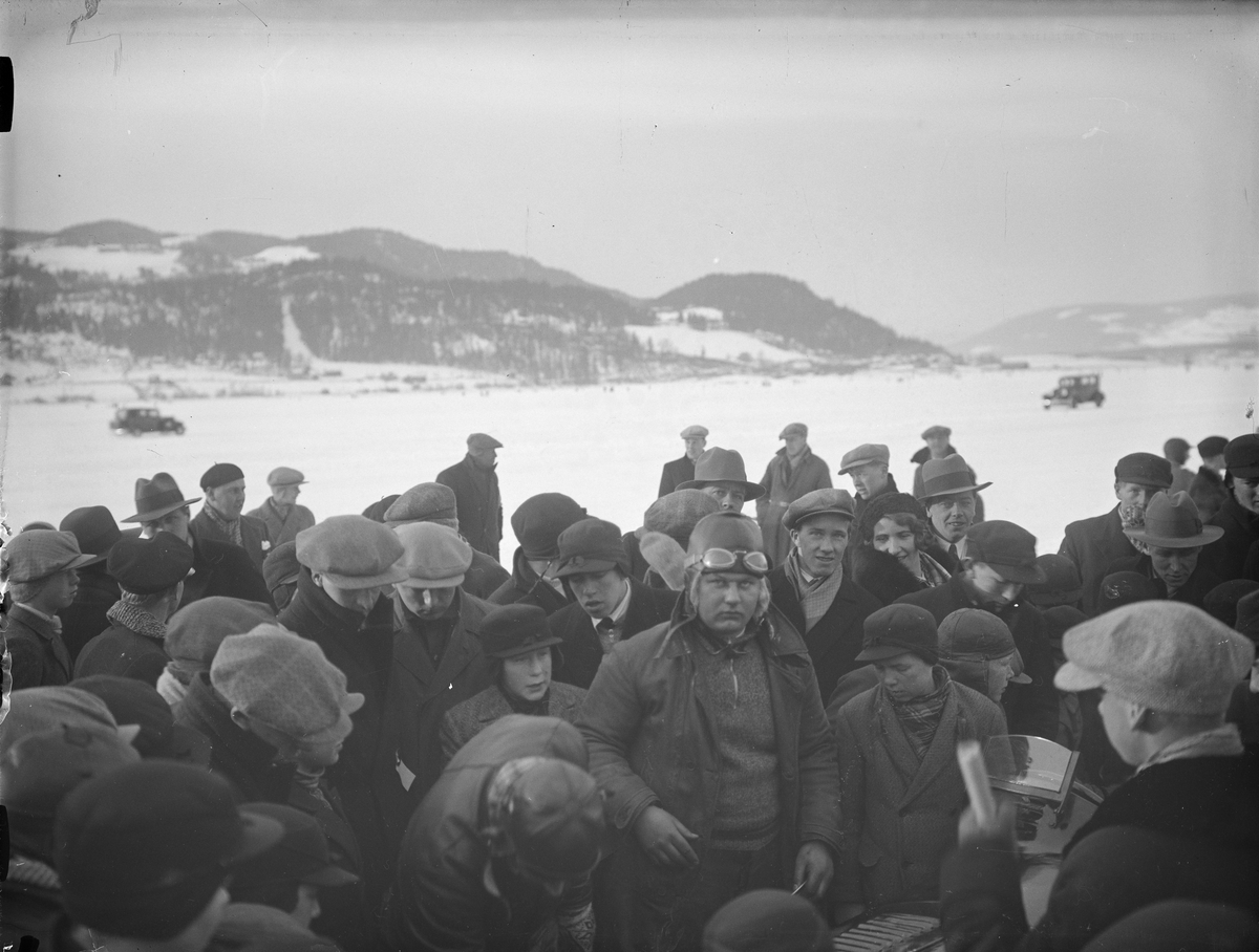 Mjøsløpet 1934, vinter, mennesker, Bjørnstad