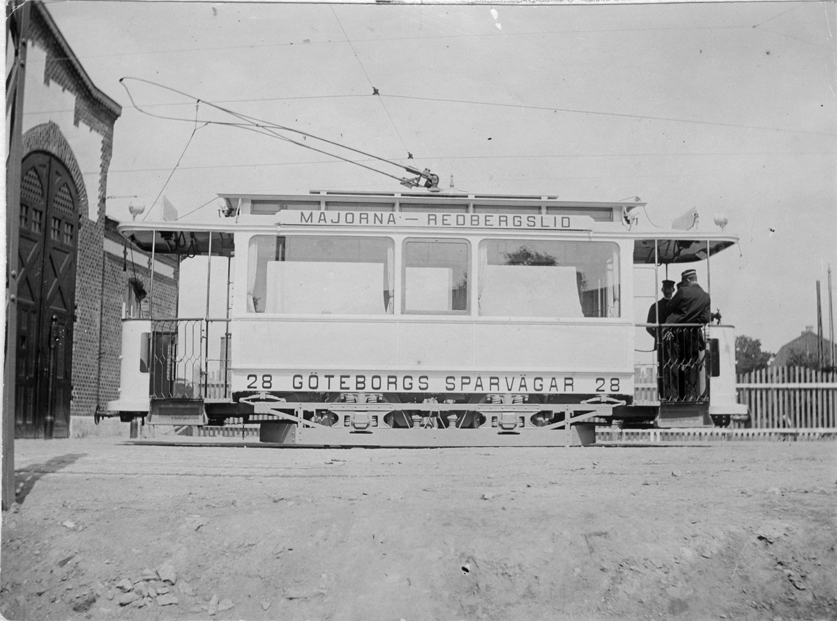 Elektrisk spårvagn nr 28 mellan Majorna och Redbergslid, Göteborg 1901.